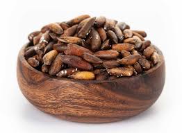 چلغوز با پوست شور